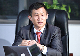 公司董事长严文华先生评比为汉中市2013年杜着秀企业家